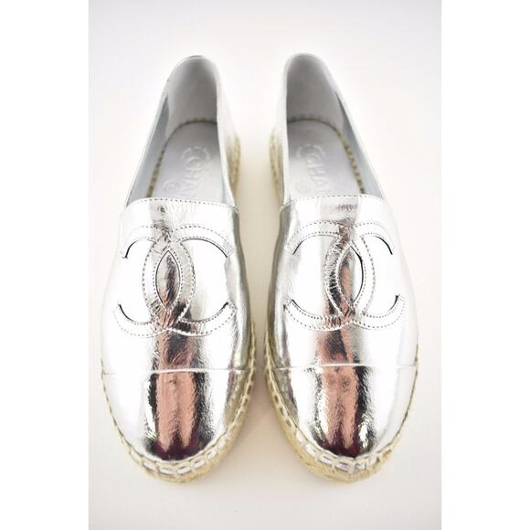 Chanel 19C Silver Laminated Leather CC Logo Doubl Sole Espadrille Ballet Flat 35 - Picture 1 of 12